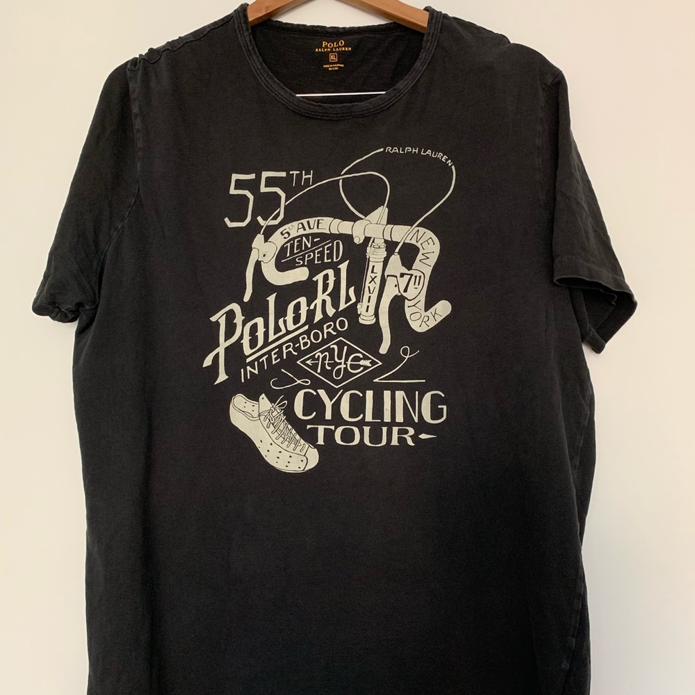 Polo distressed Ralph Lauren XL graphic tee shirt
